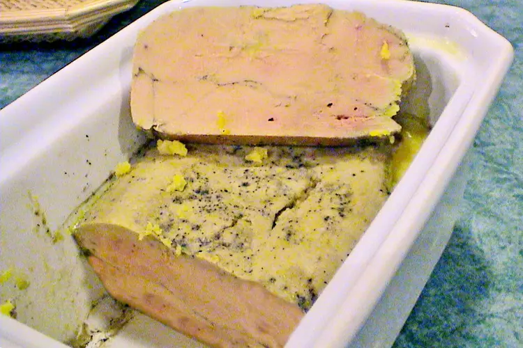 Terrine de foie gras mi-cuit
